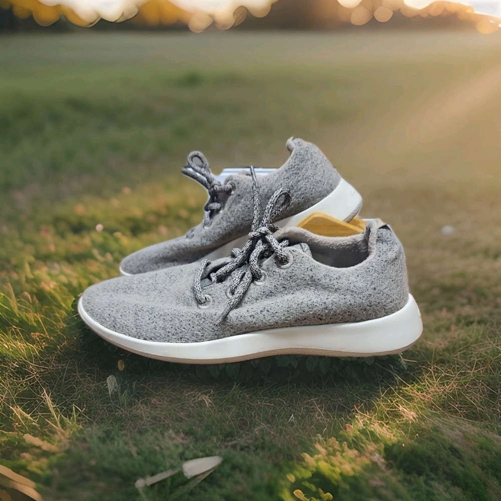 Allbirds Women's Wool Runner Mizzle Light Gray  Size 9 Water Repellent Sneakers